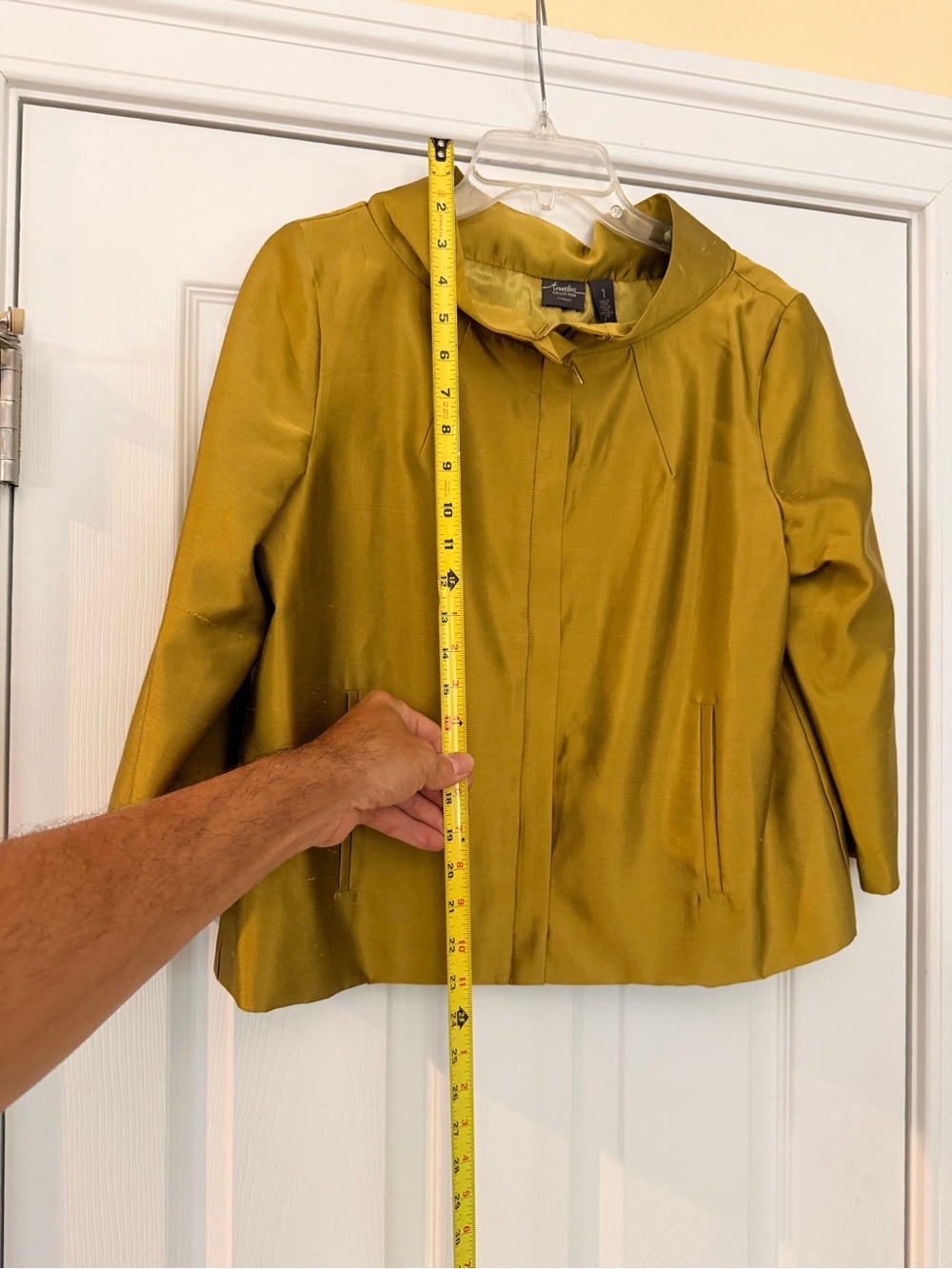 Ladies Size 1 "Traveler's Collection by Chico's" 52% SILK Jacket Chartreuse GUC - Picture 5 of 6